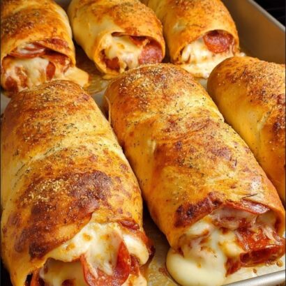 Thumbnail for Pepperoni Pizza Bread