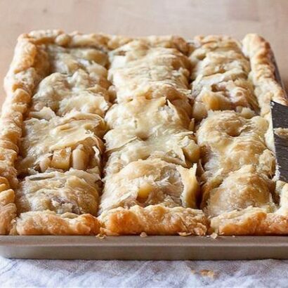 Thumbnail for Harvest Apple Slab Pie