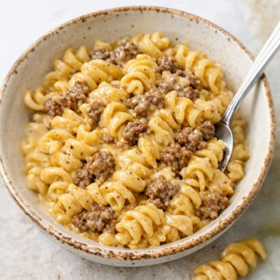 Thumbnail for 5-Ingredient Creamy Beef Pasta