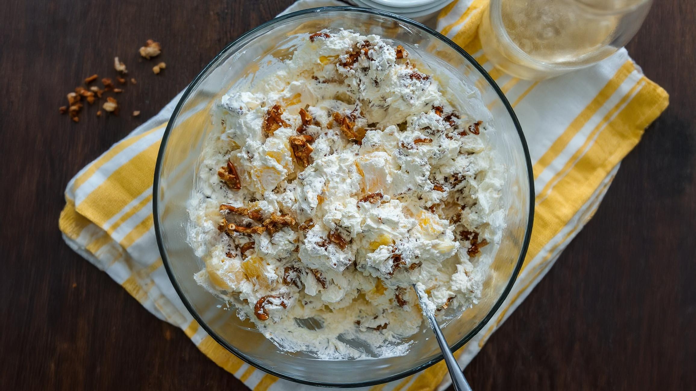 Thumbnail for Retro Pineapple Crackle Salad