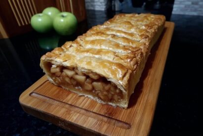 Thumbnail for Apple Strudel: A Simpler, Rolling-Pin Version for Home Bakers