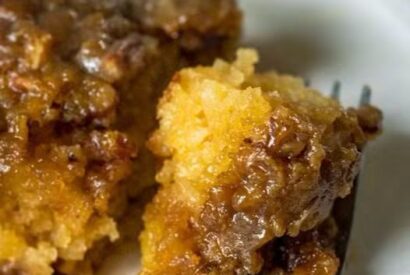 Thumbnail for Homemade Granny Cake: The Pecan and Pineapple Sheet Cake Classic